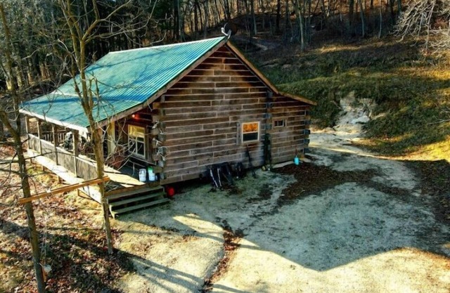 Larsen Hunters Rustic Cabin