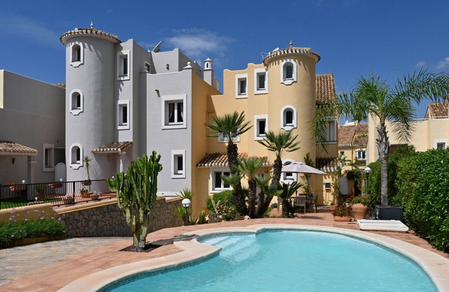 Las Brisas Four Bedroom Villa RPM056