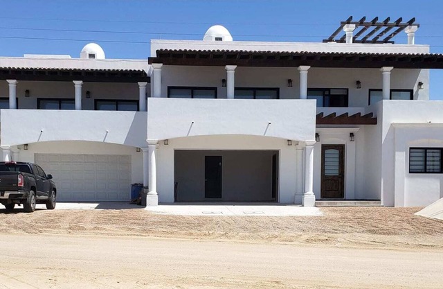 Las Conchas with a Pool and Steps to Beach Access