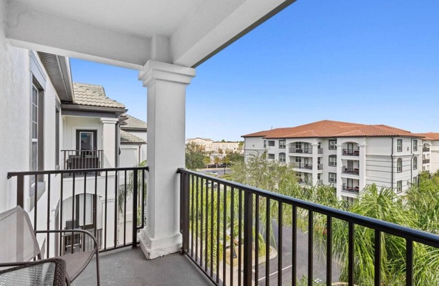 Last Minute Disney Getaway! Luxury Condo with Private Balcony. Book Now! #120001