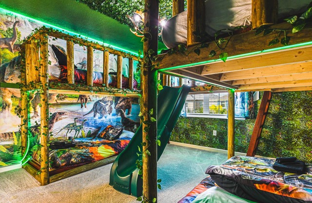 Last Minute Disney! Private Pool, Hot Tub, Game Room & Themed Bedrooms. Book Now! #106585