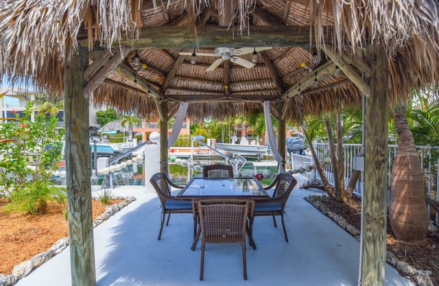 Latitude Adjustment, Stunning 3-bedroom, 2-bathroom canal-front property