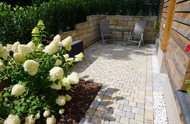 Laurel holiday apartment with terrace - right on the Bosel Wine Trail