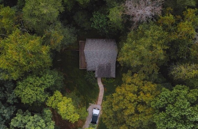 Laurelwood | Hocking Hills