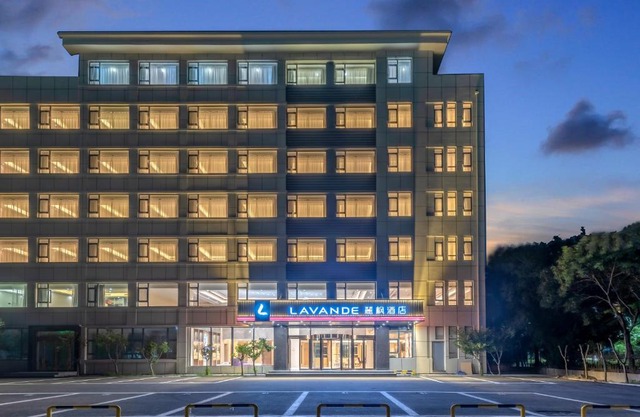 Lavande Hotel Qingdao Huangdao District Government World Expo City