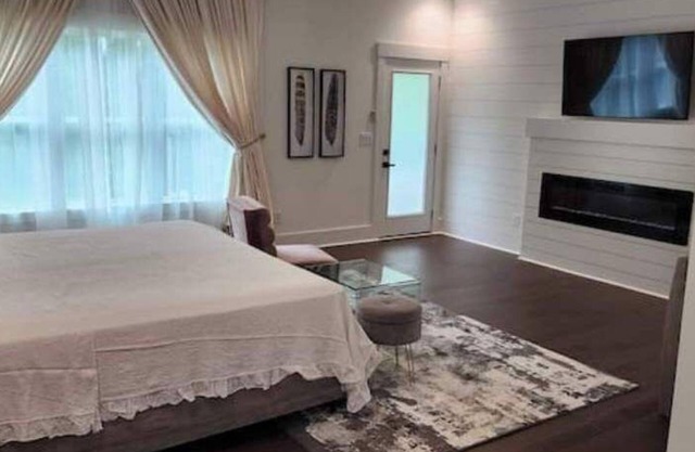 Lawrenceville Lux Villa