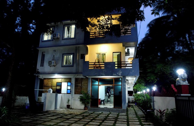 Laxmi Empire Guest House