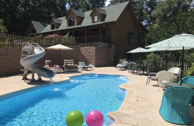 Lazy Bear Lodge: Escapades, WineTours, Fêtes de mariage, Réunions, Retraite corporative