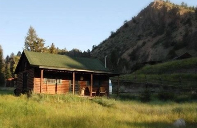Lazy M Mountain Cabin - une escapade de montagne confortable. Pas de frais de nettoyage