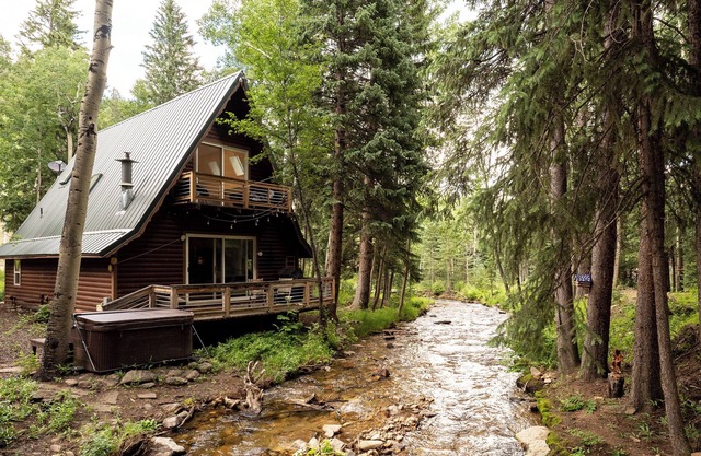 Lazy Me ~ A Magical Creek-front Cabin with Hot Tub! Private Woods