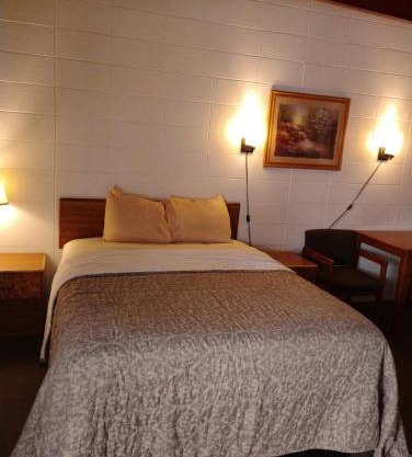 Lazy U Motel
