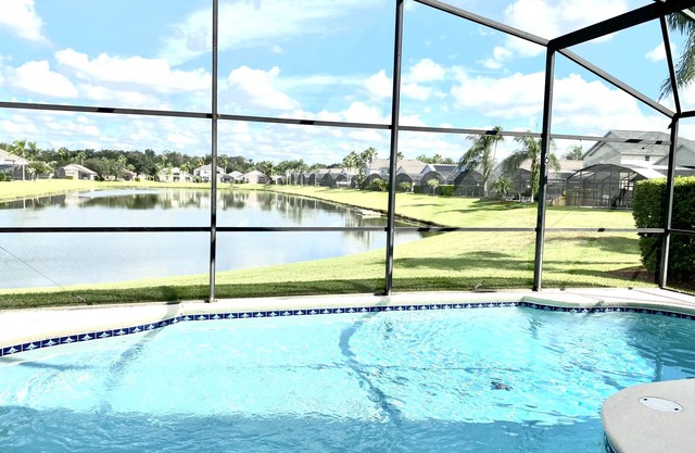 LB4707AW - 3 Bedroom Villa with pool & game room
