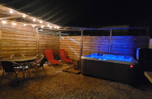 " Le 34° sud "- Maison 2 chambres avec jacuzzi.