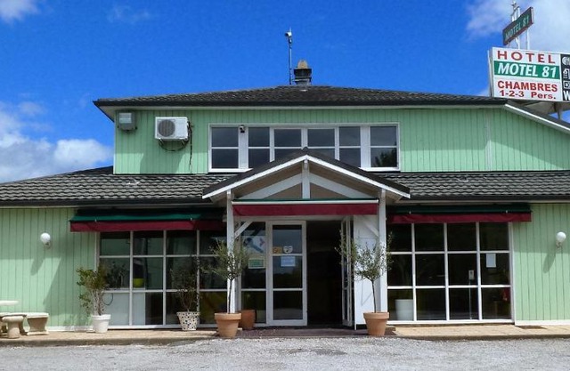 Le 81 HOTEL