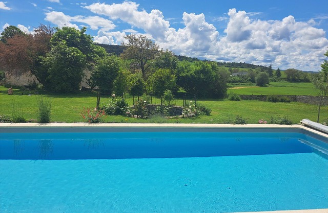 le domaine aux herbes folles