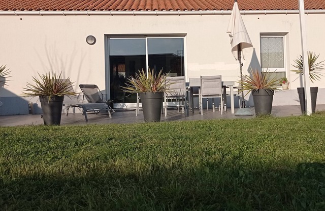 Le havre des Sables : Jolie maison plein pied calme lumineuse avec jardin