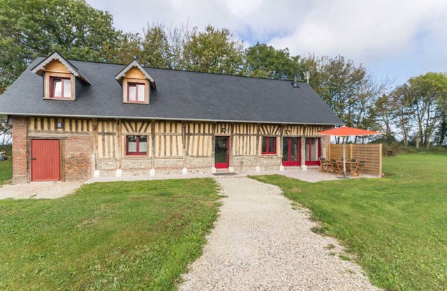 Le Pressoir - ST JOUIN BRUNEVAL