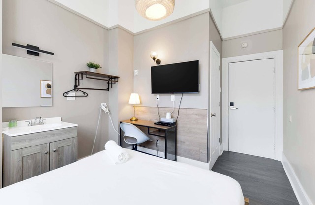 Welcome to ''Le Sand & Stone Hotel'' AAA location