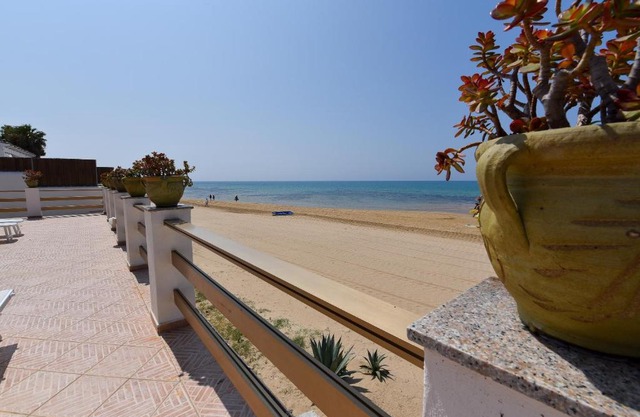 Le Sorelle Villa sul mare
