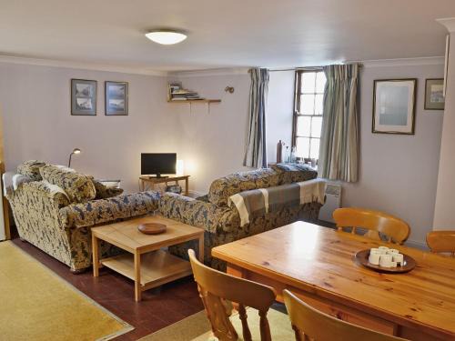 Lee Cottage - E4343A