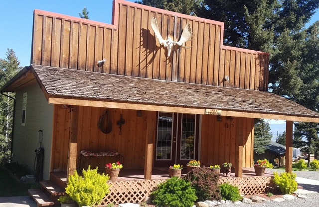 Lee's Bunkhouse sur Saddle Mountain