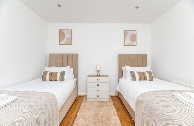 Leeds Contractor Home | Parking | Yorksha Property