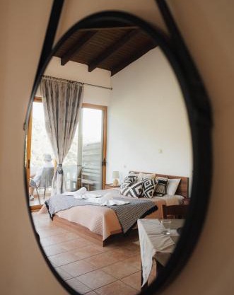 Lefteris Rooms