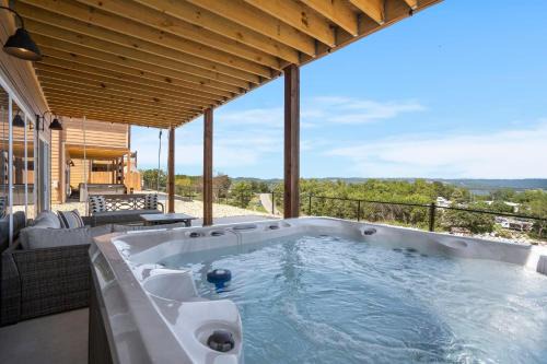 Legacy Lakeside Retreat