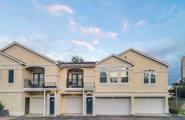 Legacy Villa 2604 - 2 bedroom 2 bath with garage in beachside neighborhood