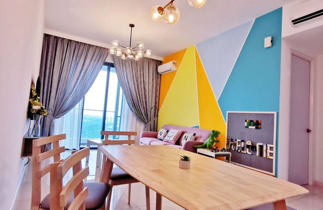 Legoland Happy Wonder Suite/New and Stylish style/ 9pax /100mbs!/