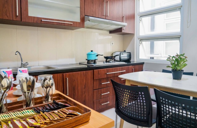 LeGreen Suite Gatot Subroto