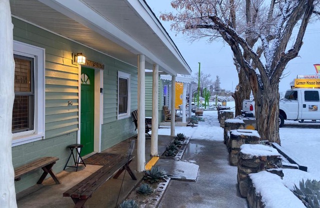 Lemon house inn