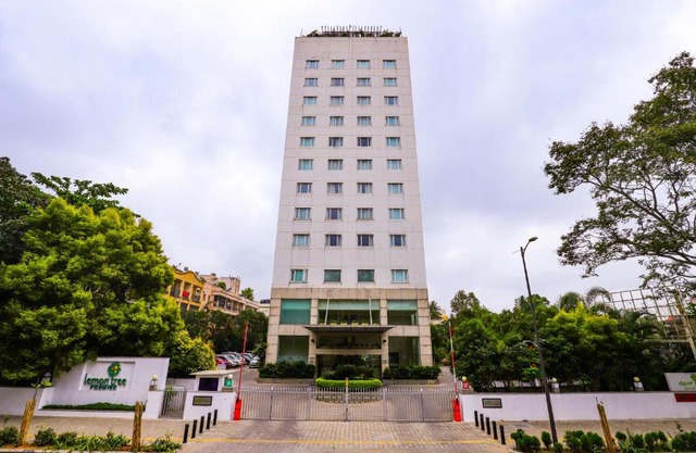Lemon Tree Premier, Ulsoor Lake, Bengaluru