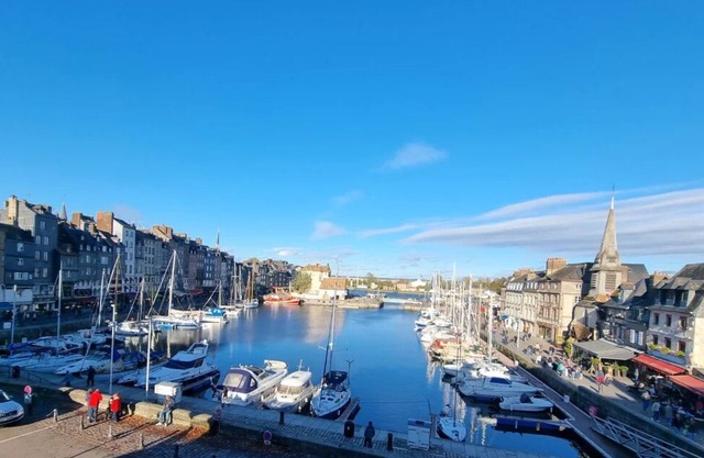 Les Colombages - studio SUR le port d'Honfleur - jolie vue