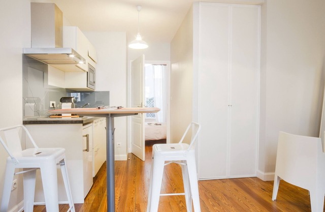 SUPERBE T2 34m² CHARME près CAPITOLE, PARKING,JARDINET TERRASSE,TERRASSE, WIFI