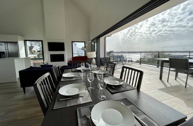 Les pieds dans l'eau - Villa d'architecte vue imprenable sur la mer