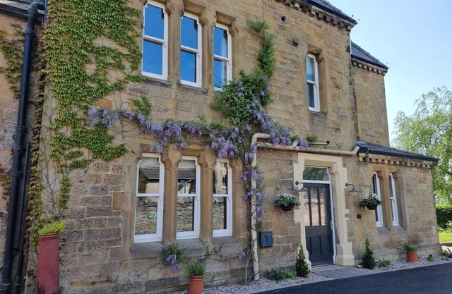 Yorkshire retreat sleeping up to 21 guests