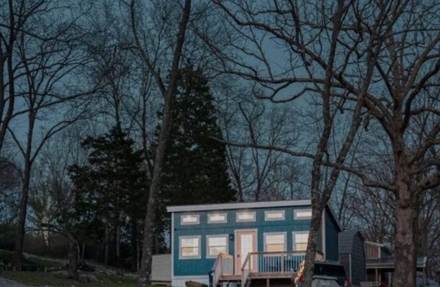 Liberty- Book 1, 2 or 3 Cabins! Lake view/Pet friendly for fee