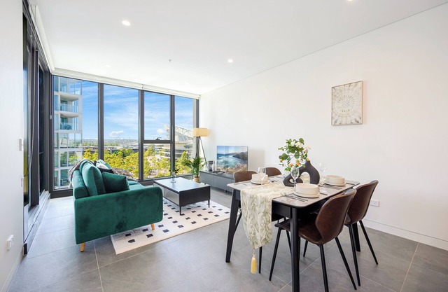Lidcombe Chic 1-bedroom with AC and WiFi in fantastic location