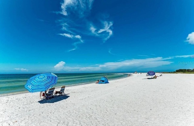 Lido Key Cottage -Summer Special rate.2 bikes complimentary during stay!