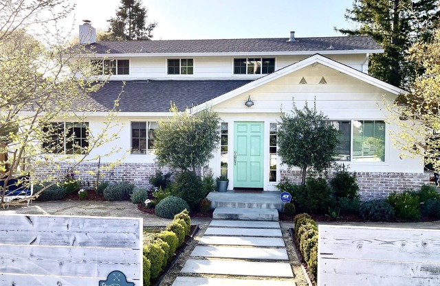 Light and Bright 4 Bedroom in Scotts Valley