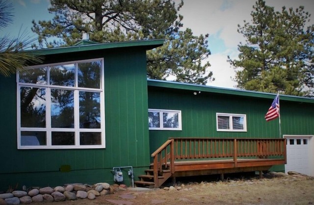 Cabine remplie de lumière, à quelques pas de l'entrée du parc Rocky Mtn Natl * toute l'année *