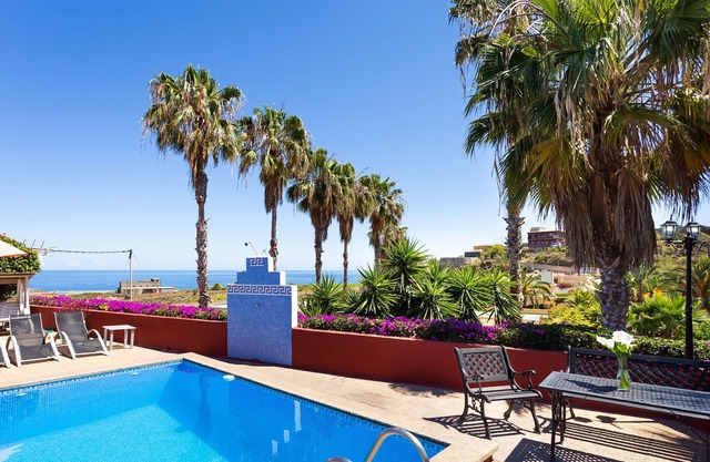 Light-flooded Holiday Apartment Granito with Mountain View, Sea View, Wi-Fi, Garden, Pool, Jacuzzi & Terrace; Parking Available, Pets Allowed