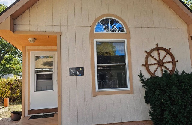 Lighthouse Inn Cottage