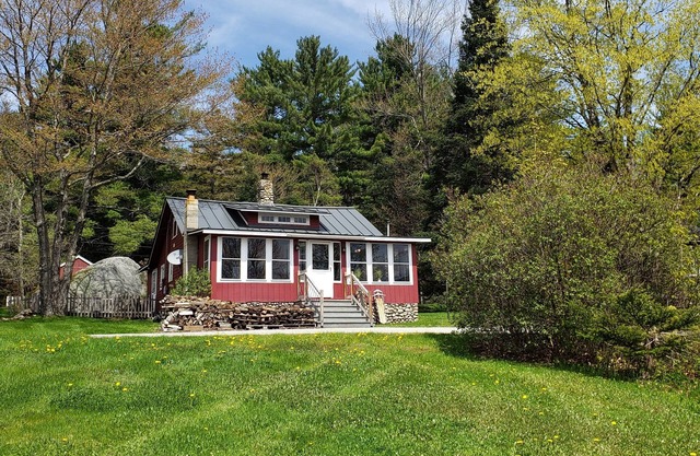 Lil 'Red Cabin au coeur des Montagnes Blanches