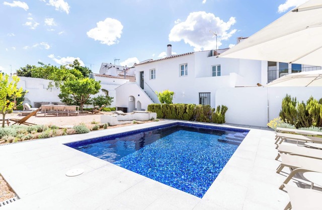 limehome Evora Rua de Machede 52