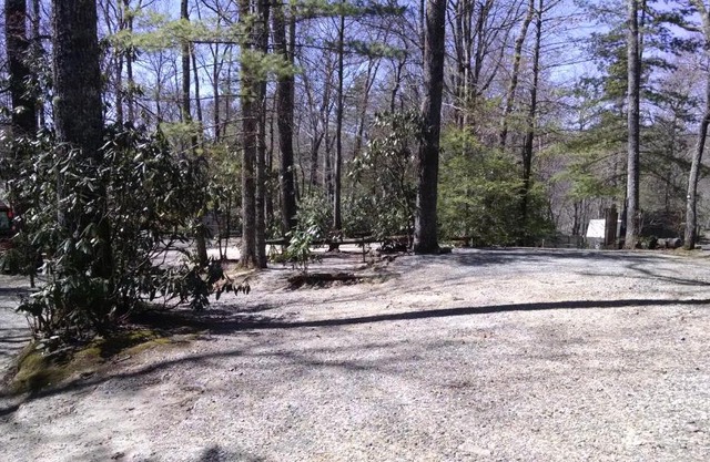 Linville Falls Campground, RV Park, and Cabins