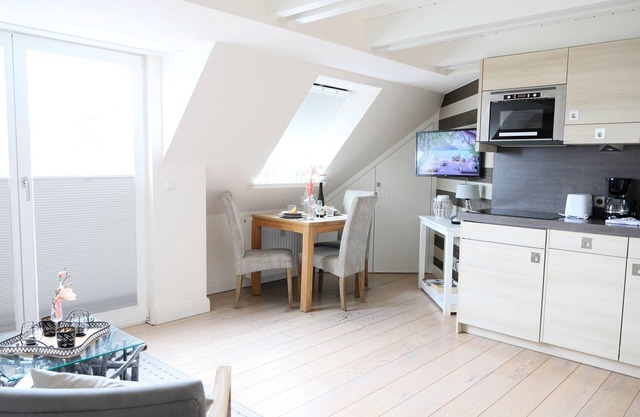 List - Exclusive vacation apartment with sea view, WLAN and south-east loggia