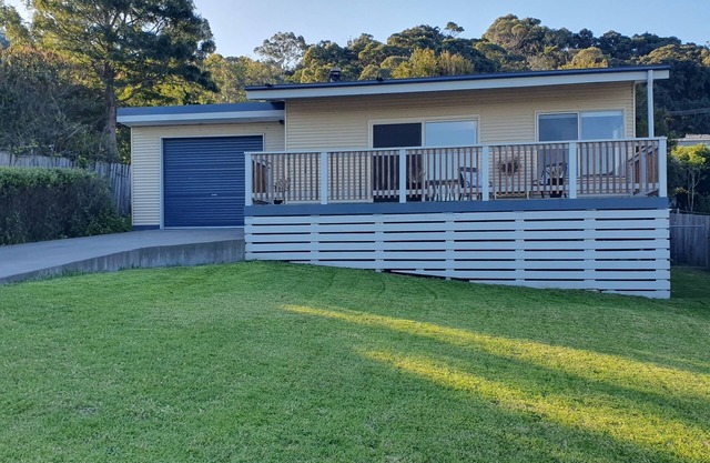 Listen to the waves break at "Turf&Surf"! Walk to golf course and ocean beaches