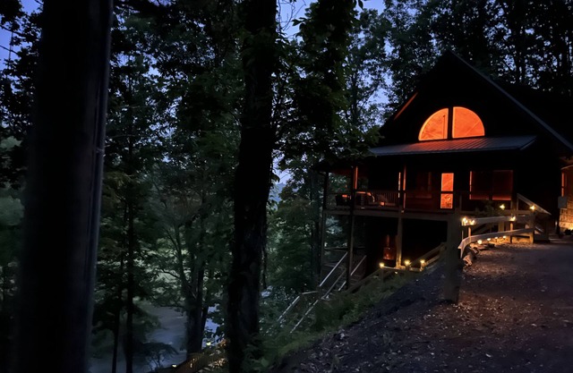 Little Bird Cabin on the New River